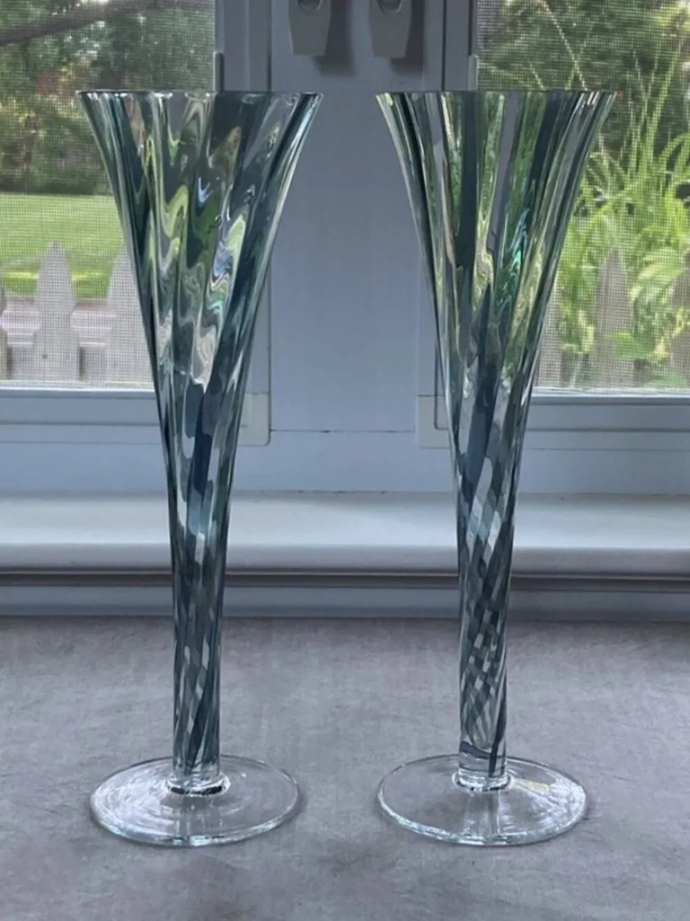 Pair: Iridescent Optic Swirl Hollow Stem Champagne Flutes, 10